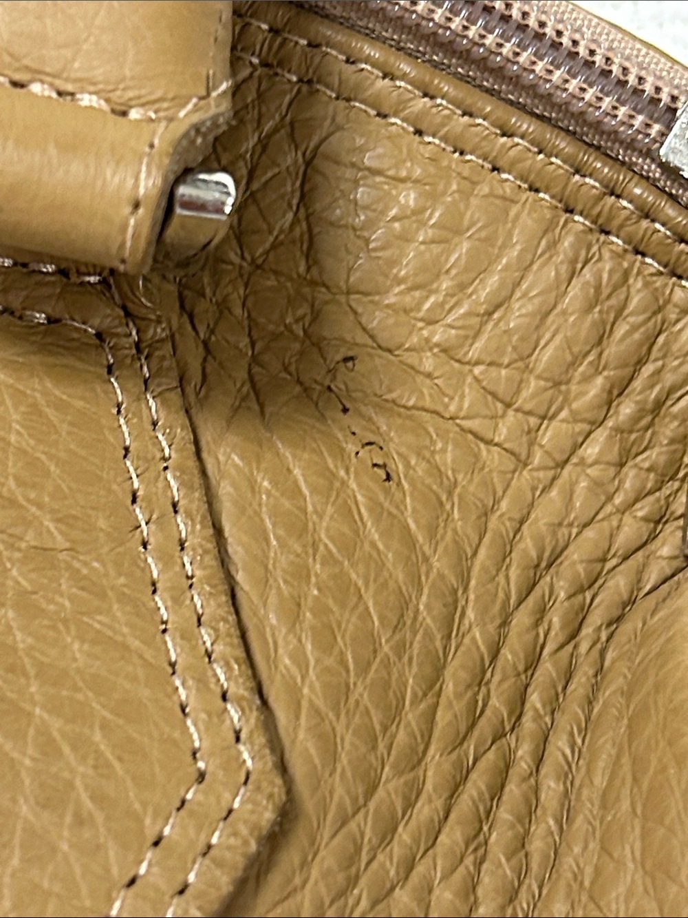 Mario Bruni Satchel in pebble leather Camel Brown with Ring-Detail Closure image 6